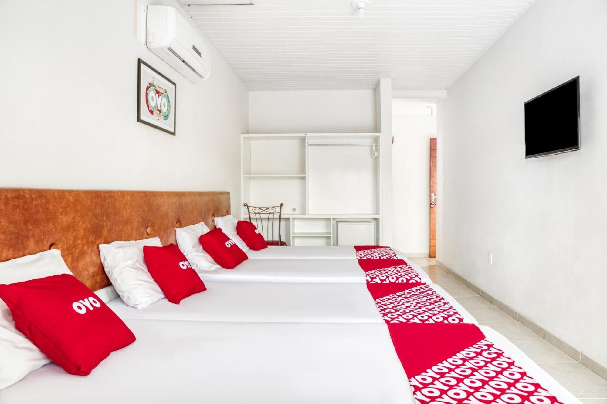 Hotel Oyo Recanto Do Tome - 5*